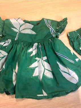 Tea Collection baby girl dress and bloomers 3-6 months